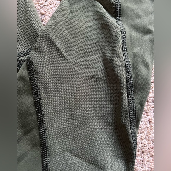 Aerie Offline Army Green Leggings - Picture 3 of 5